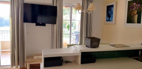Appartement moderne à Saint-Raphaël avec piscine partagée